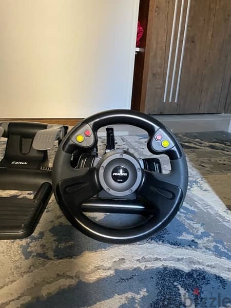 Saitek R220 Digital Steering Wheel and Pedals 2