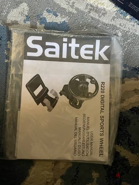 Saitek R220 Digital Steering Wheel and Pedals 3