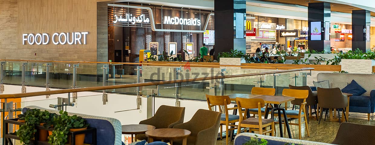 مطعم وكافيه واجهه 122متر بال food court علي البلازا دايركت بخصم 10% امام محطة المونوريل بالتنزه والتسوق 5