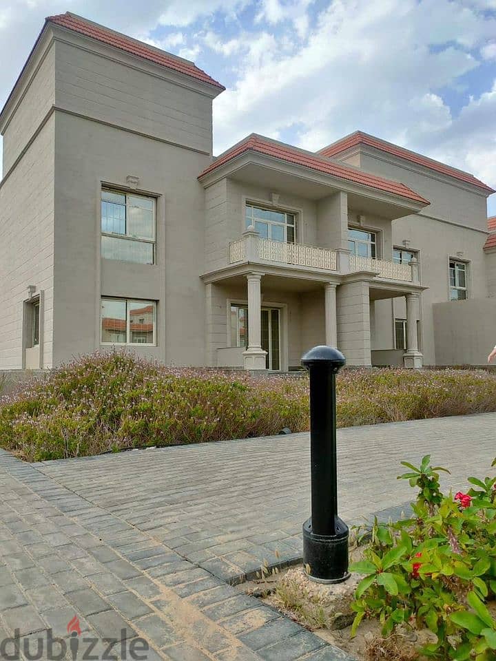 Villa For sale 390M Ready To Move in Zahya New Mansoura 4