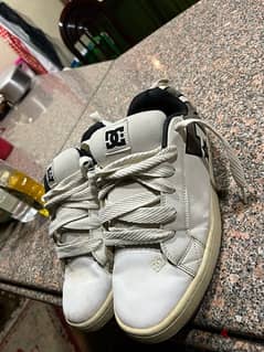 dc shoes with box 0