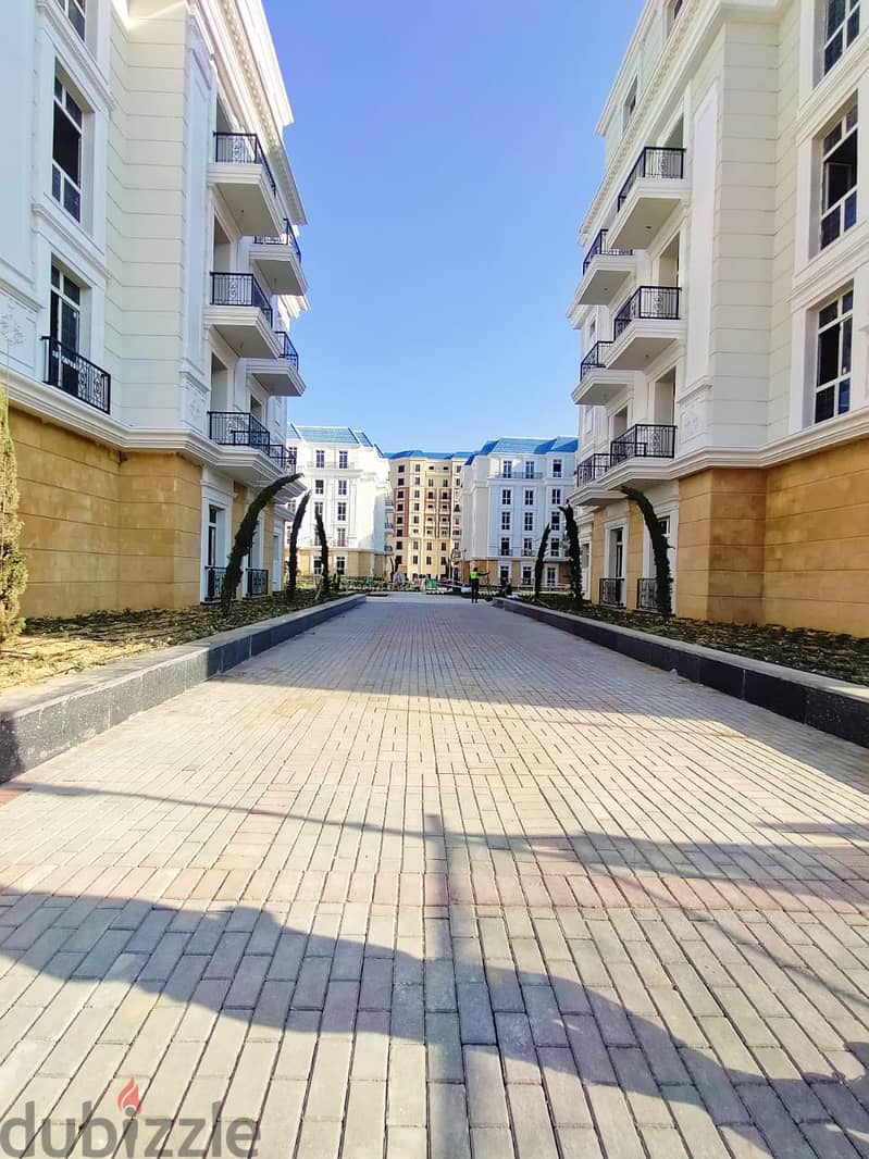 With a down payment of 916 thousand, I have now received an apartment ready to move in, fully finished, in the Latin Quarter, New Alamein, North Coast 2