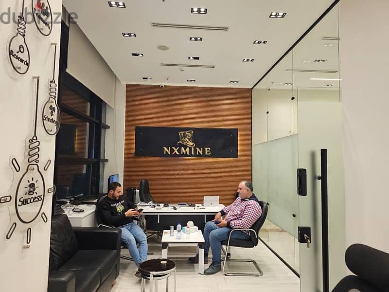 office for sale in Top 90 mall 8