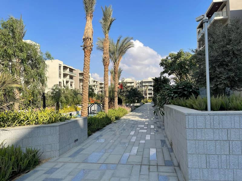 Duplex for sale in Compound The Address East 210. M with Garden 70. M, in New Cairo 6