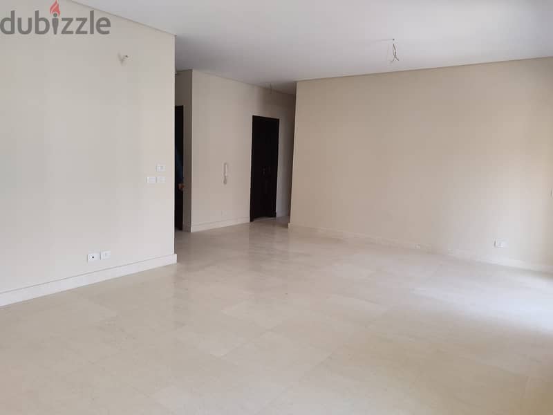 For Sale Penthouse 173 sqm with roof 81 sqm in a compound on the ground located in 90 Avenue, Fifth Settlement 4