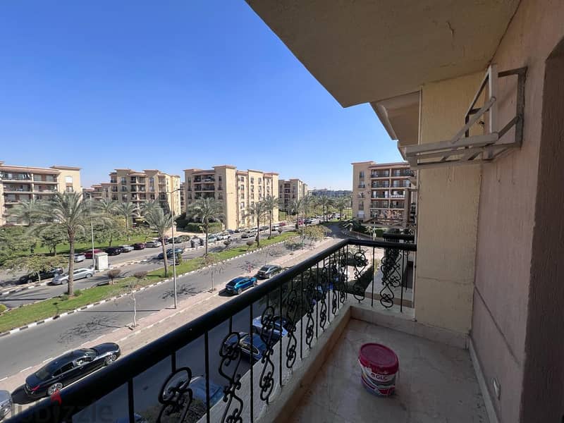 119 sqm apartment for sale in Al Rehab 2, in a very special location, steps to Mall Avenue, at a snapshot price 2