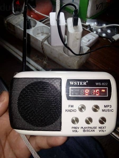 راديو FM ديجيتال للجيب 0