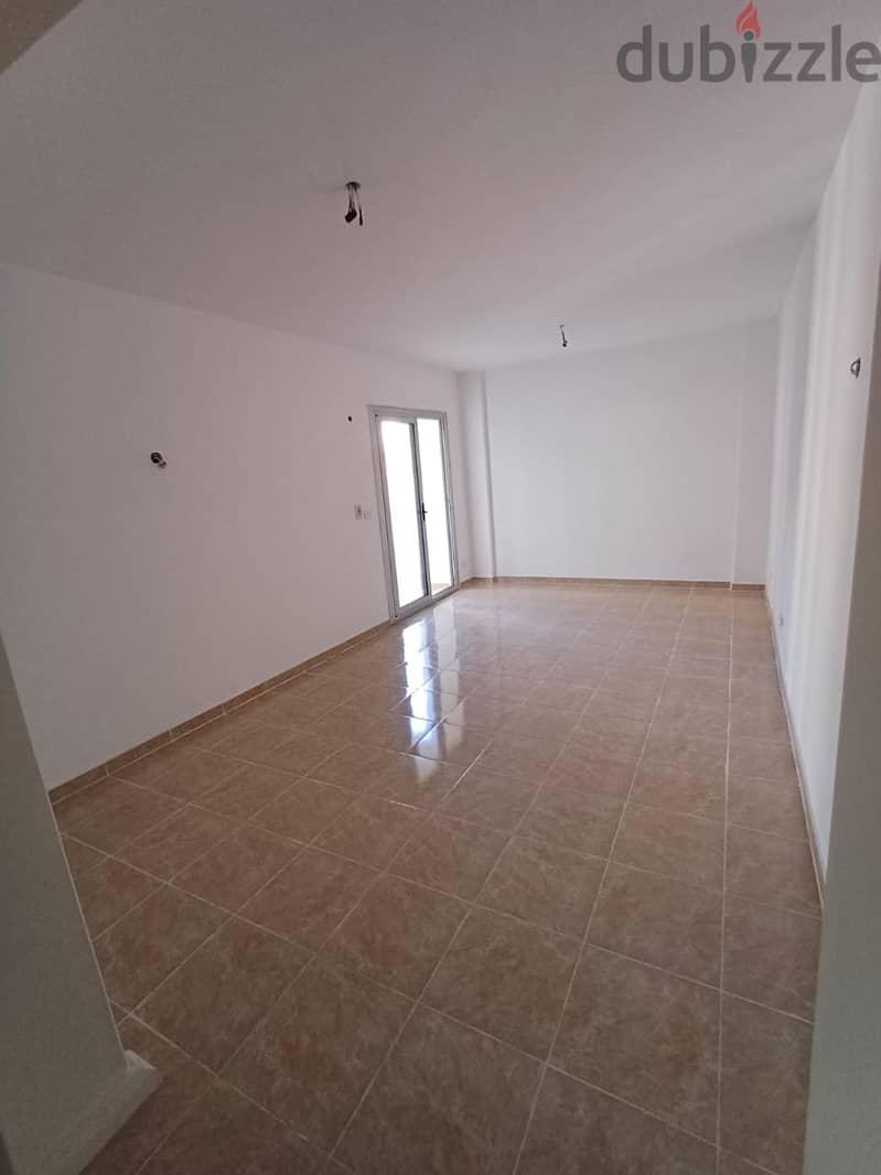 Apartment for sale in madinaty at phase B2 close to service 2