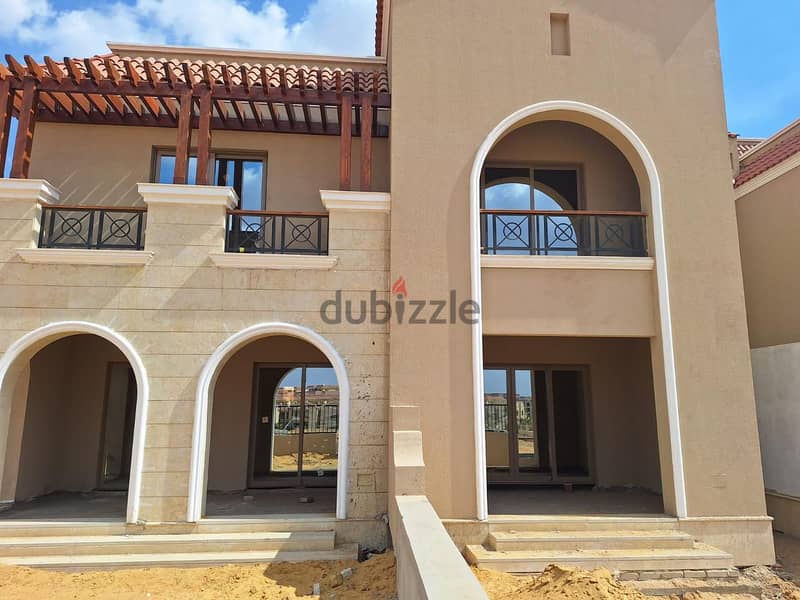 Townhouse for sale in Maadi Compound, immediate receipt, excellent view on Central Park, 300m 5