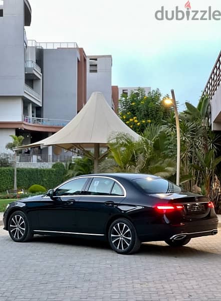 E200 exclusive package 2022 1