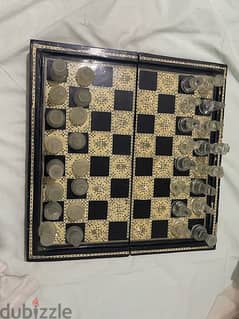 شطرنج كريستال وعلبة صدف 0
