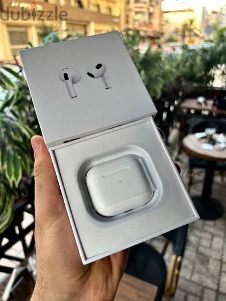 AirPods 3 6