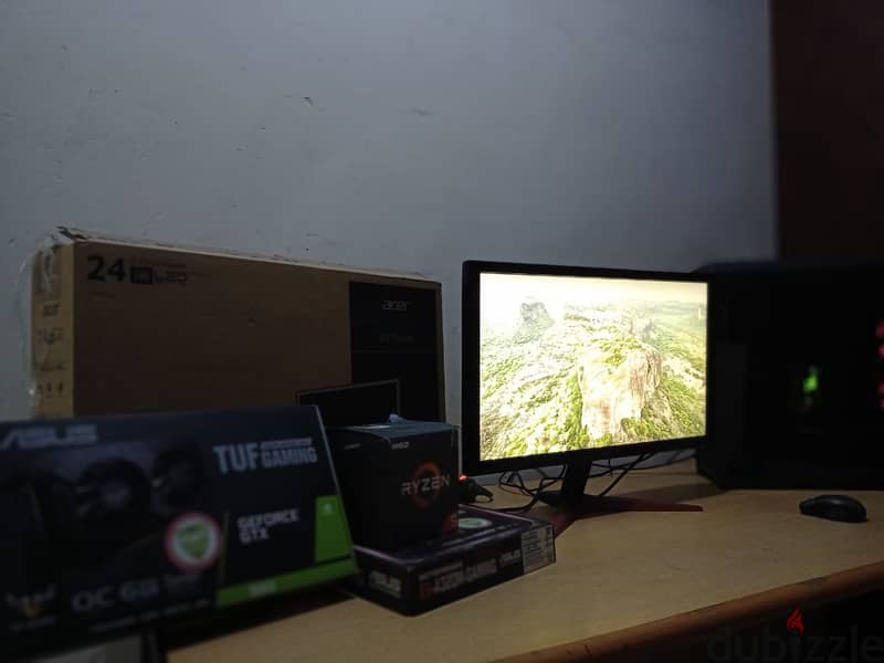 gaming case + 165hz monitor 3