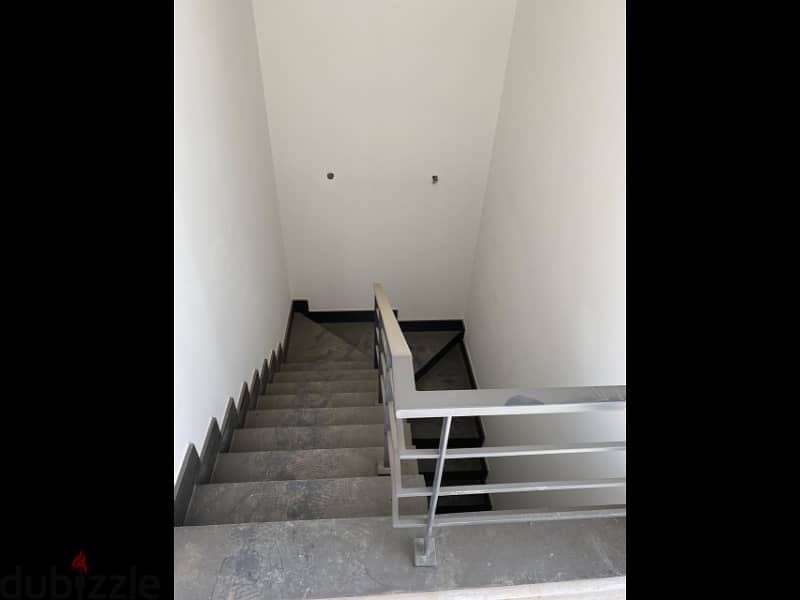Town House  245m for rent in Al Burouj 4