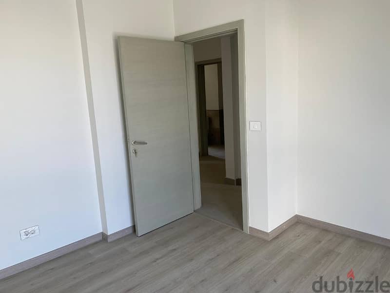 Town House  245m for rent in Al Burouj 9