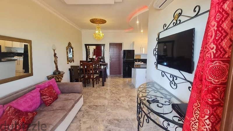 a seafront apartment for short term rent in Hurghada 5