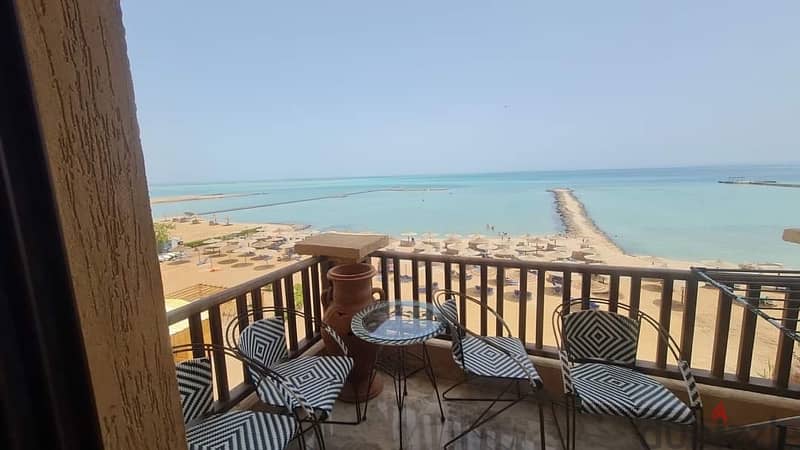 a seafront apartment for short term rent in Hurghada 8