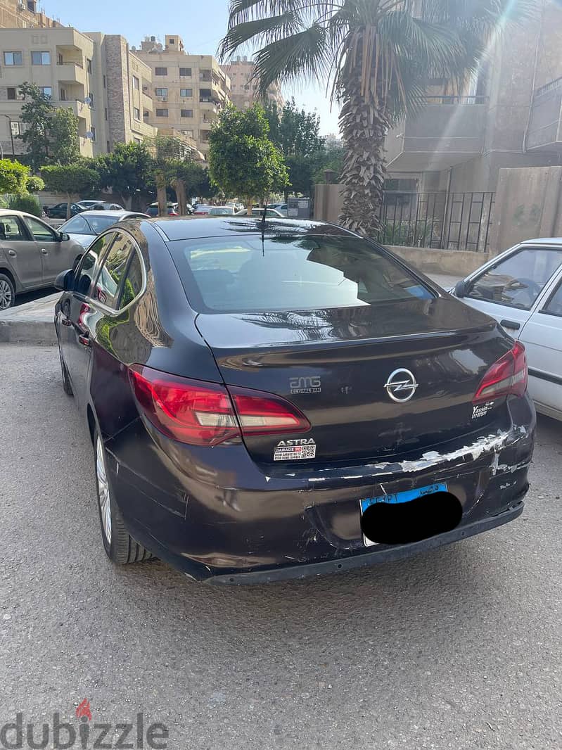 Opel Astra 2015 cosmo 1