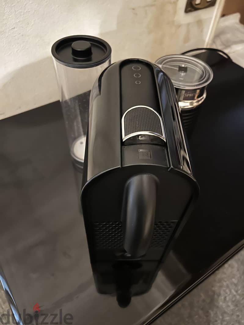 Nespresso U milk coffee machine| ماكينة قهوة نسبريسسو 2