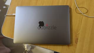 Apple MacBook 13 pro 0