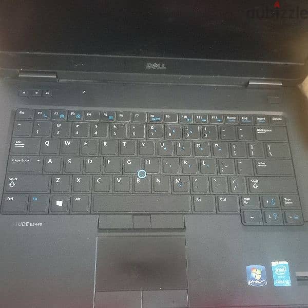 Laptop Dell 4
