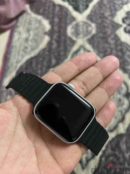Apple watch SE 2nd generation 2023 1