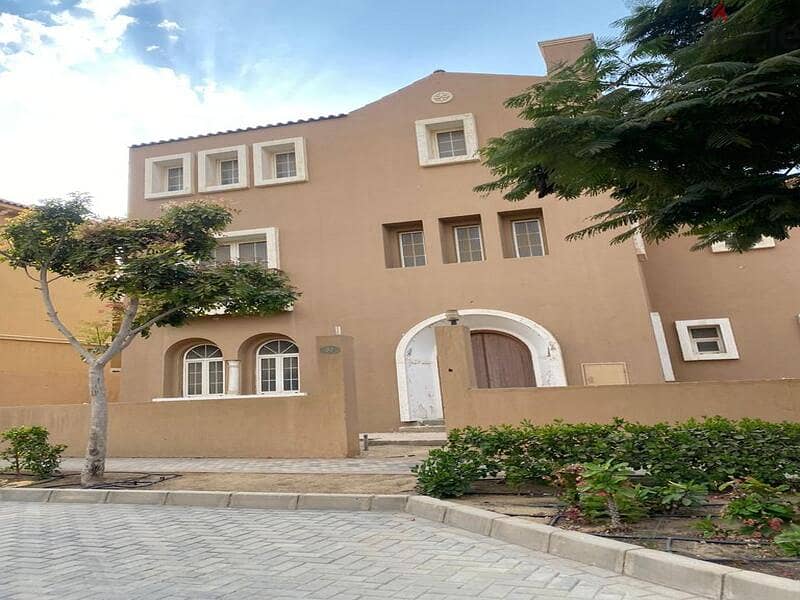 Villa for sale cheaper than its price in Hyde Park  Available villa in Ayed Park, Fifth Settlement, next to the American University 12