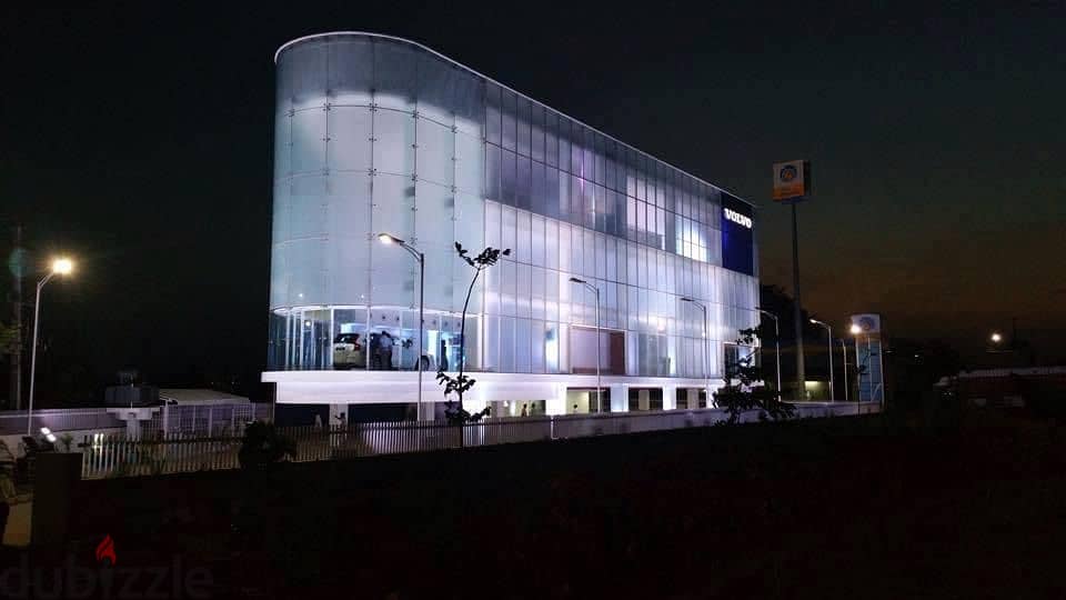 Bank for sale 364 m in a strategic location in the heart of Sheikh Zayed in the largest commercial area on the desert road directly in installments 0