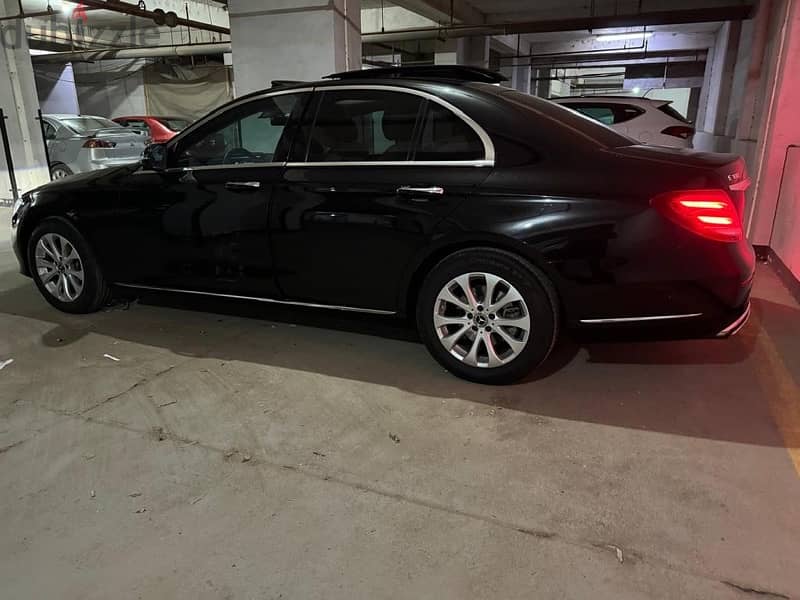 Mercedes E180 Exclusive Fully Loaded 2