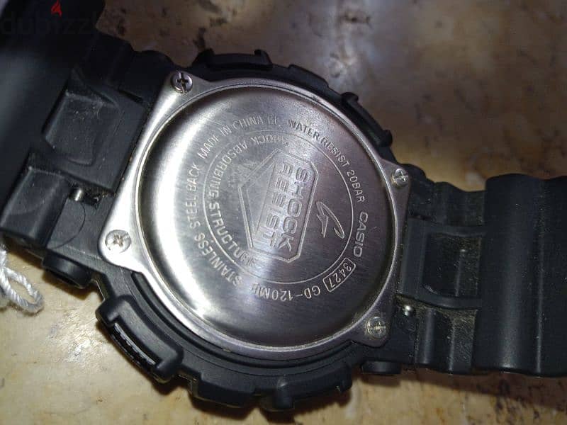 Casio

G-Shock watch 14