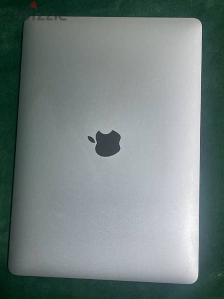 Apple Mac book- خليجي 1