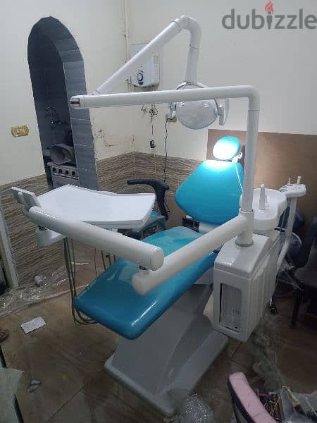 كرسي اسنان مستعمل ماركه بريتي للتواصل م محمد علي 01154244329 4