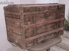 صندوق خشبي اثري عتيق تحفة فنية