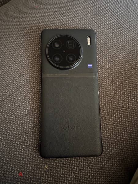 Vivo X90 pro plus - like new 2