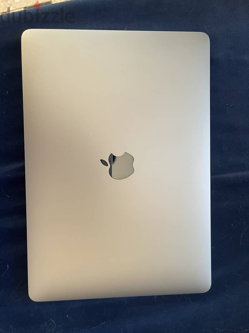 Apple macbook air 13" Display, M1 chip /8g 256g space grey, 16