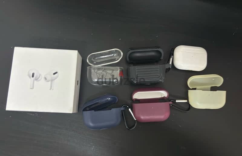 Airpods pro 1st generation + 5 cases 5