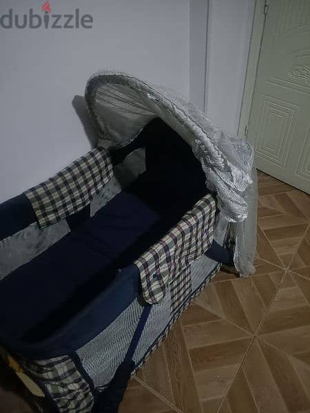 سرير اطفال مستعمل ولكن بحابه جيده يصلح للاستخدام 1