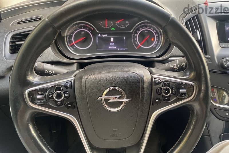 Opel Insignia 2017 1