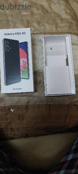 samsung galaxy a52s 5g with charger and box 1