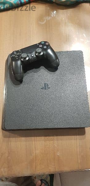 Ps4 with 4 CDS 3