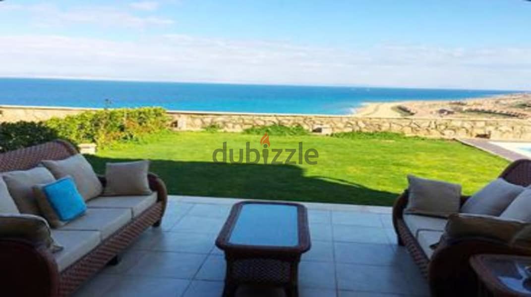 Fully finished townhouse directly on the sea in Telal Ain Sokhna Resort, next to Porto 2