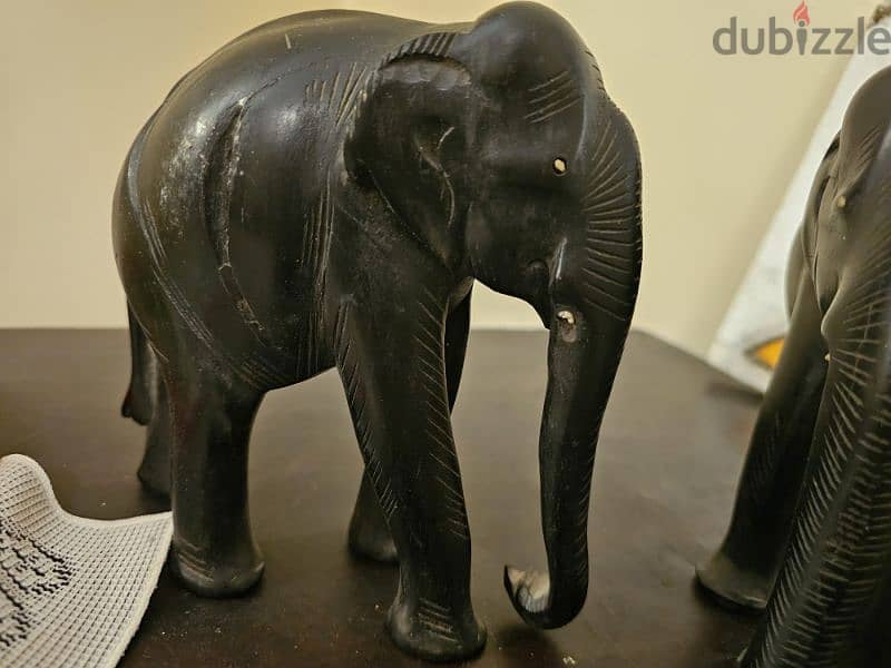 تمثال قديم فيل من خشب زان وسنه سن الفيل حقيقي من العاج 1