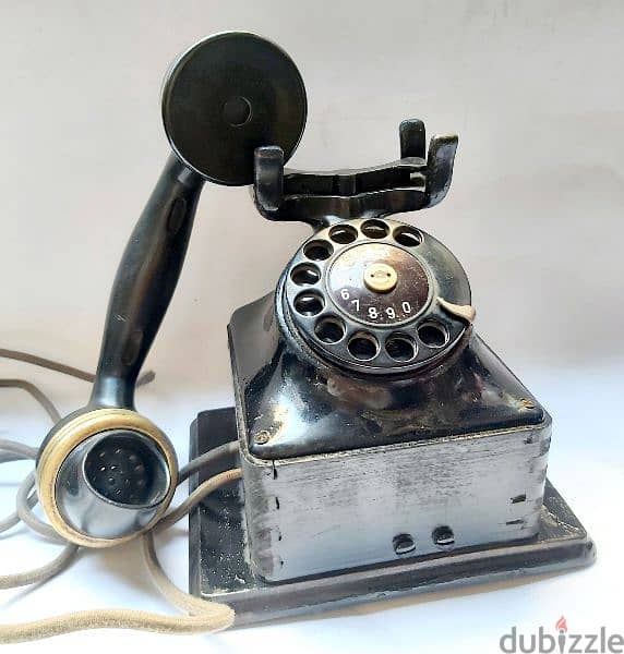 أقدم تليفون خشبى بلجيكي وشغال 3