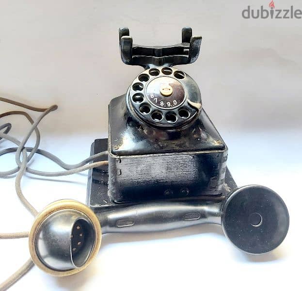 أقدم تليفون خشبى بلجيكي وشغال 4