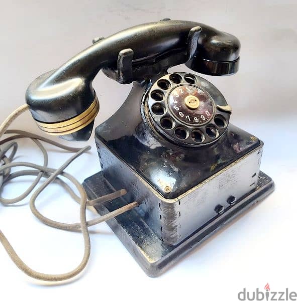 أقدم تليفون خشبى بلجيكي وشغال 15