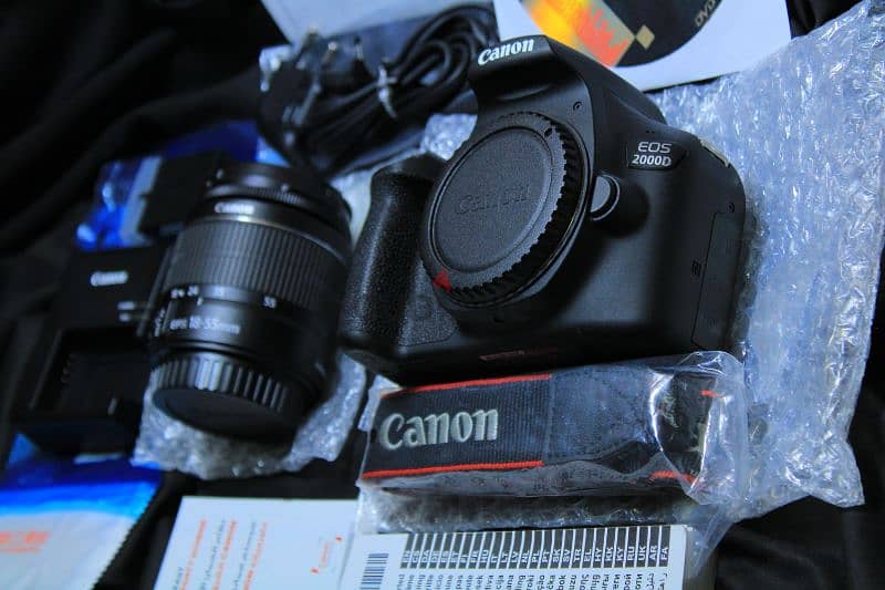 Canon 2000D جديدة غير مستخدمة نهائي 16