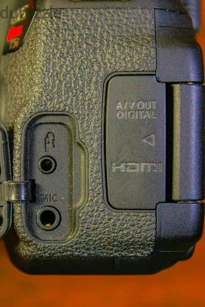 Canon 700D T5i + Lens 18_55 STM الاصدار الامريكي 11