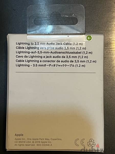 Original Apple Lightning to 3.5 mm Audio Cable (1.2m) - White 1