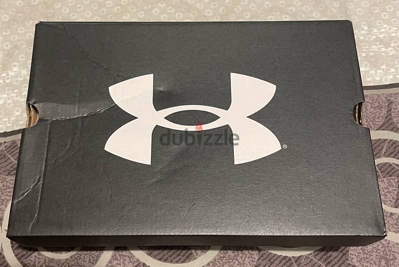 Boys brand New Under Armour running Shoes 4