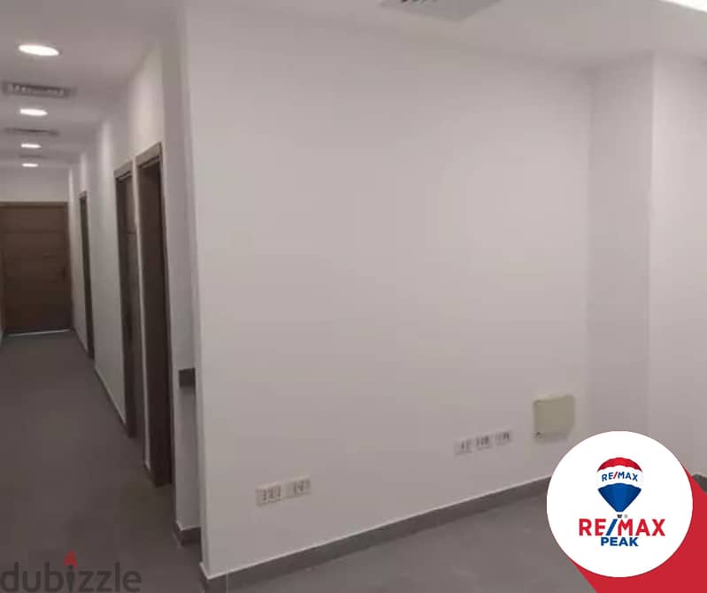 Kazan Plaza Mall Clinic For Rent  57m 4